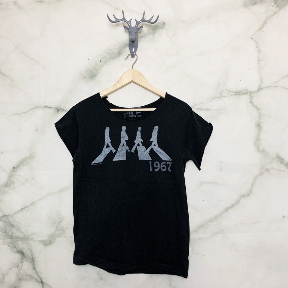 The Beatles Abbey Road T-Shirt Size XL (Fits a L)